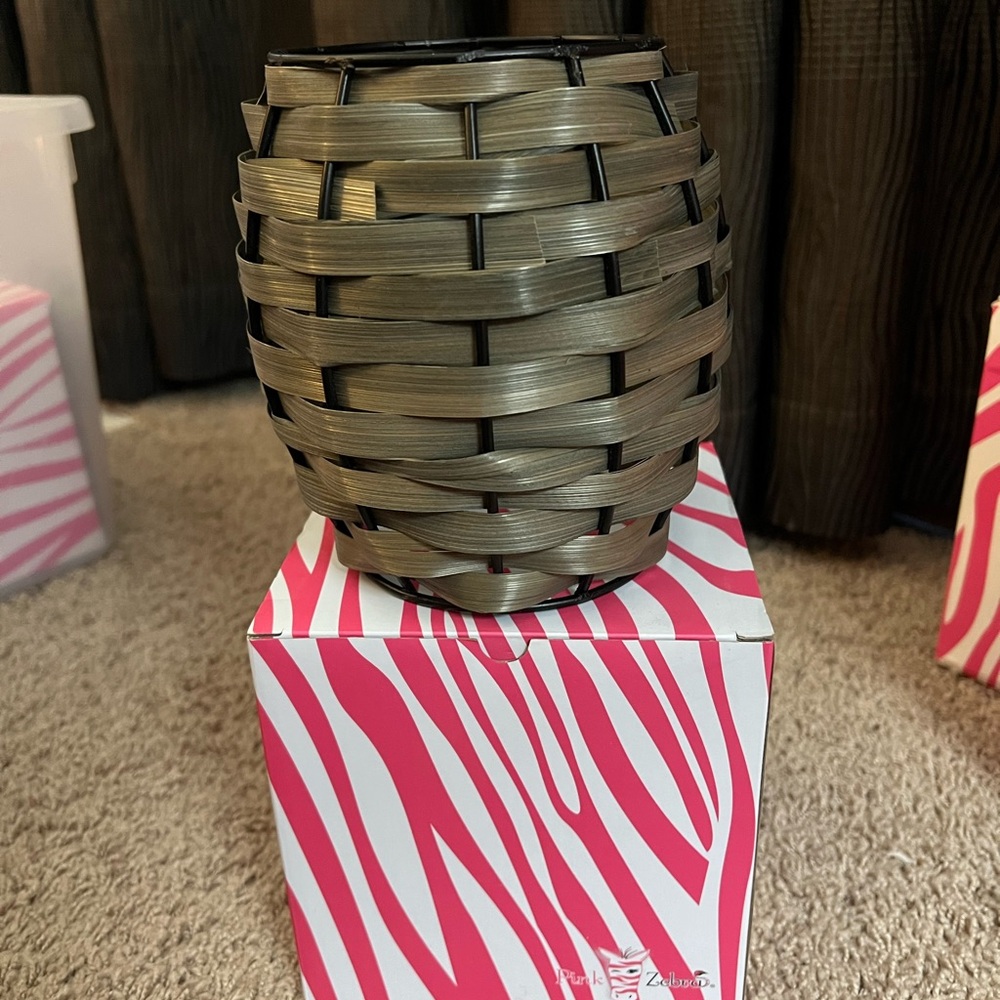 Pink Zebra rare reed barrel shade